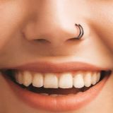 Joya de piercing aro nariz G ring niobio nostril