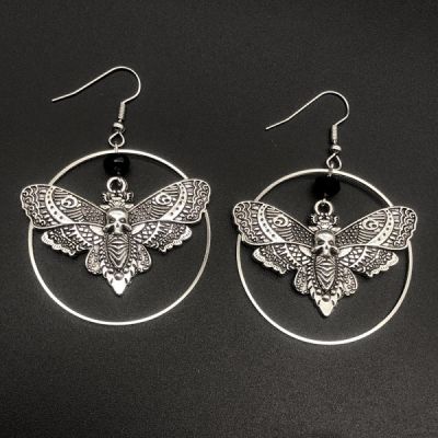 Aretes moth skull